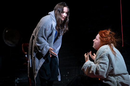 reich des todes von rainald goetz premiere am 23 september 2021 schauspielhaus grosses haus eine koproduktion mit dem schauspiel koln d haus dusseldorfer schauspielhaus junges schauspiel stadt kollektiv